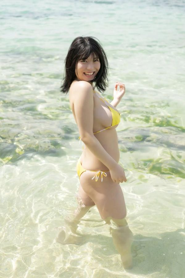    大叶めも - 太大了！日本童颜巨乳性感比基尼私房写真第24张图片