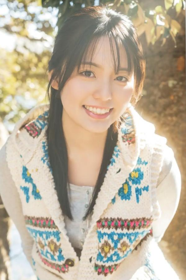    松島かのん - デートのあとは…清新家居与白色比基尼私房写真第1张图片