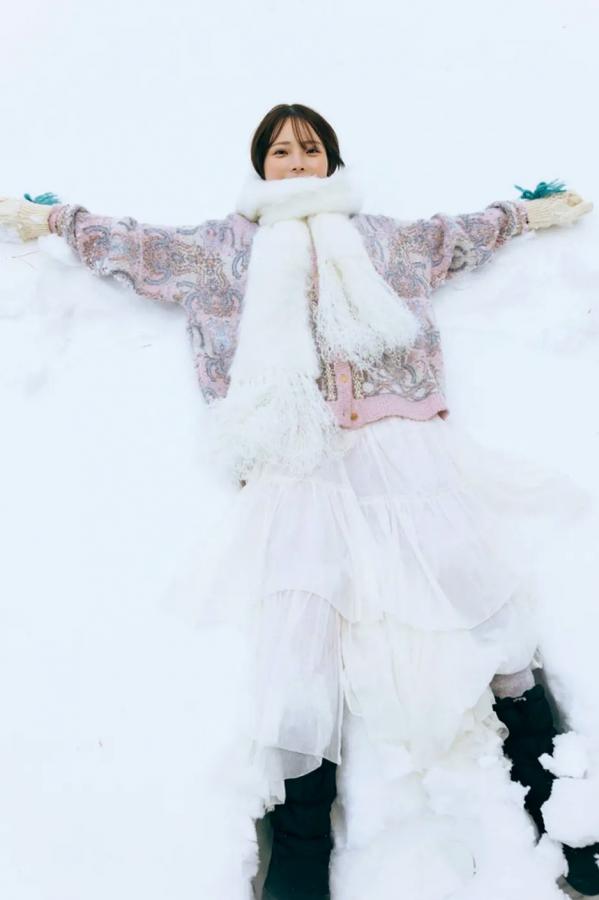   新谷姫加 - ひめかわいい。 日本性感家居私房照 丁字裤美臀诱惑写真第89张图片