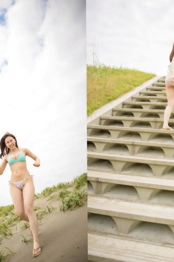   朝倉ここな - COCONANA 日系清纯JK制服与海滩比基尼户外写真第31张图片