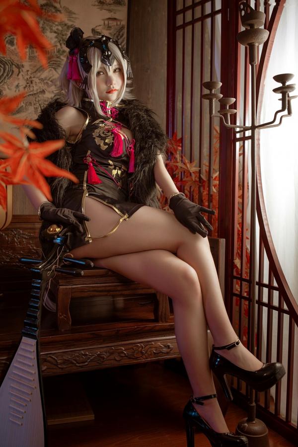    是一只熊仔吗-贞德-Jeanne-d-Arc-Alter黑贞德国风旗袍性感COS写真第24张图片