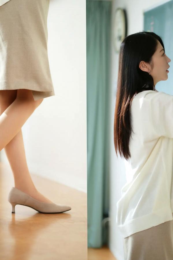   森日向子 - 诱惑女教师眼镜制服性感内衣写真《僕は、誘惑教師に恋をする Class.01》第3张图片
