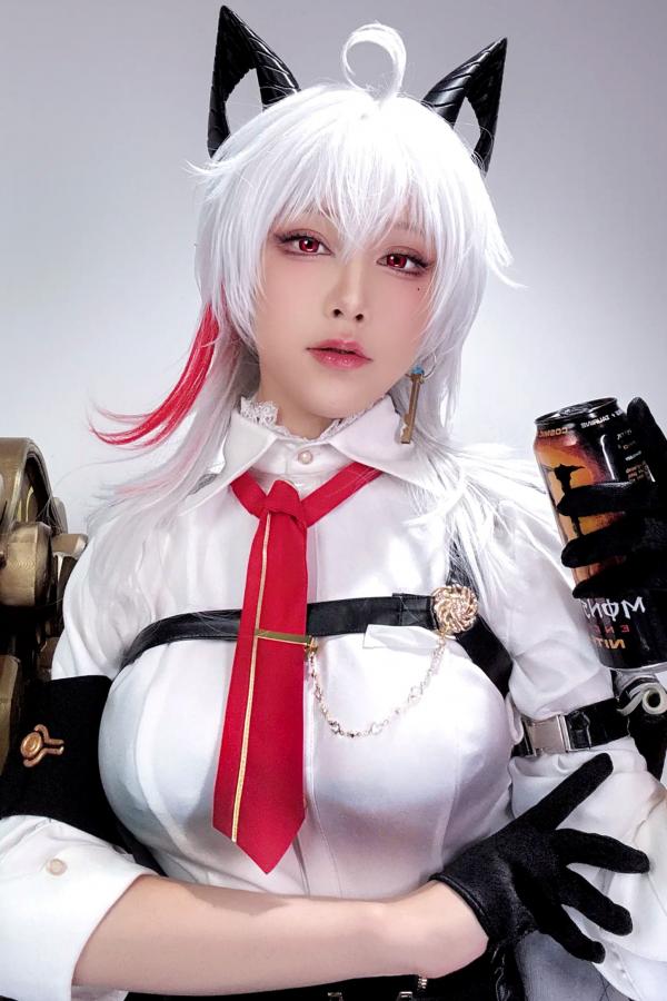   水淼aqua - 赞妮Cosplay黑丝性感魅惑美臀自拍写真第2张图片