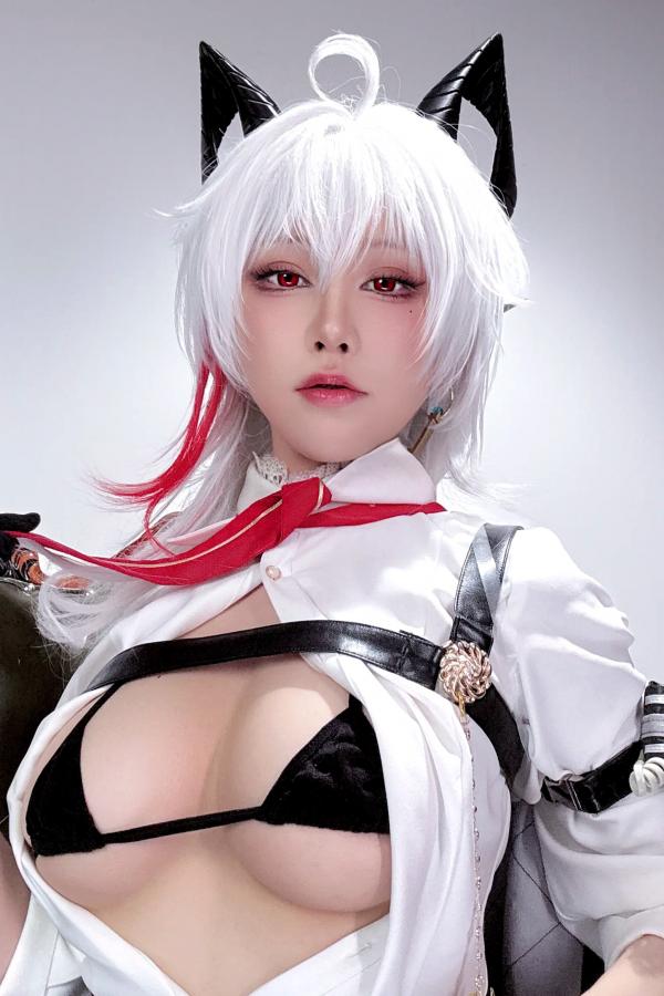   水淼aqua - 赞妮Cosplay黑丝性感魅惑美臀自拍写真第4张图片