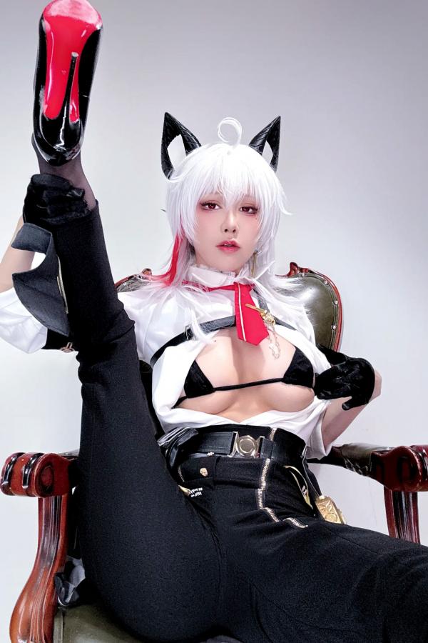   水淼aqua - 赞妮Cosplay黑丝性感魅惑美臀自拍写真第9张图片