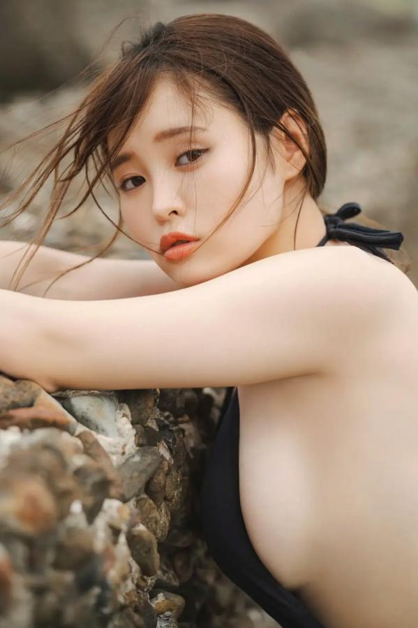    佐伯澪 - Ｉカップの誘い vol.2 [83P] 日本童颜巨乳女神 浴室湿身与海边泳装写真第37张图片