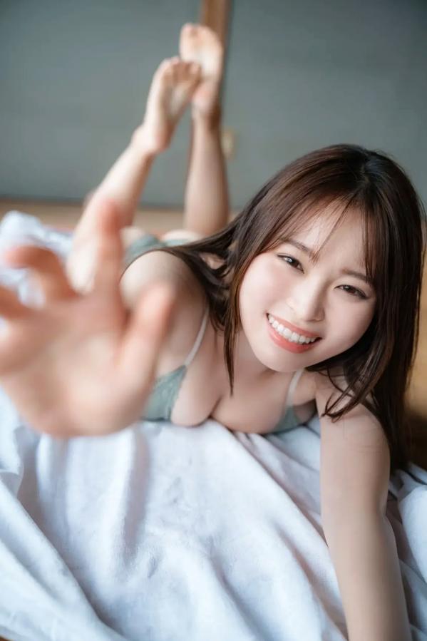    佐伯澪 - Ｉカップの誘い vol.2 [83P] 日本童颜巨乳女神 浴室湿身与海边泳装写真第52张图片