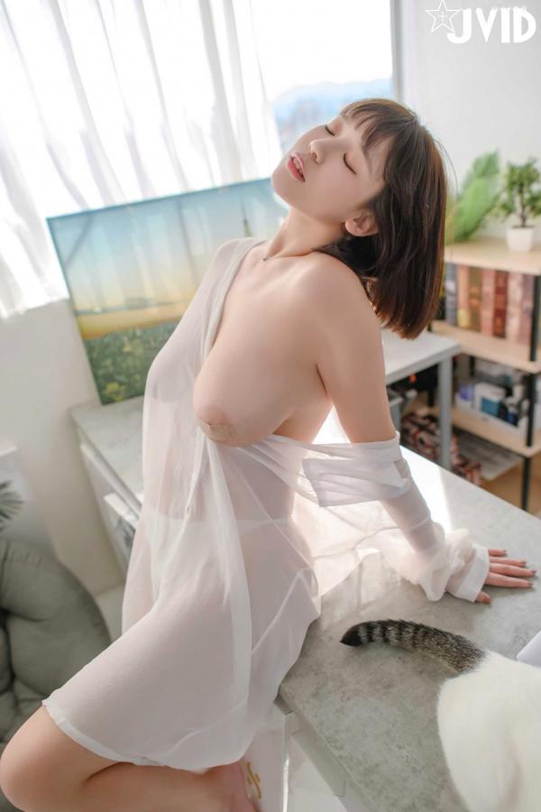   JVID-茹茹-寄宿家中的前同事-一早醒來就衣衫不整第36张图片
