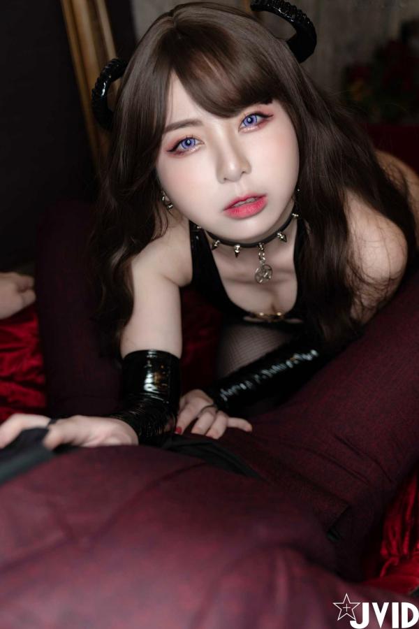    JVID-Tiny-榨精魅魔-我要干死你 魅魔COS角色扮演大尺度诱惑私房第56张图片