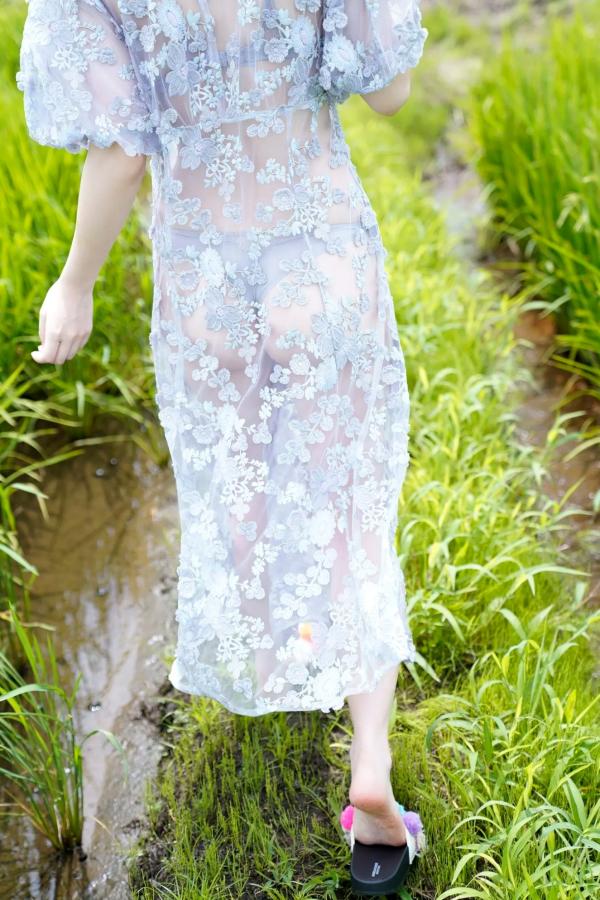   あまつまりな - あまつ様の向う側 [74P] 日本女神海边沙滩比基尼与私房性感写真第10张图片