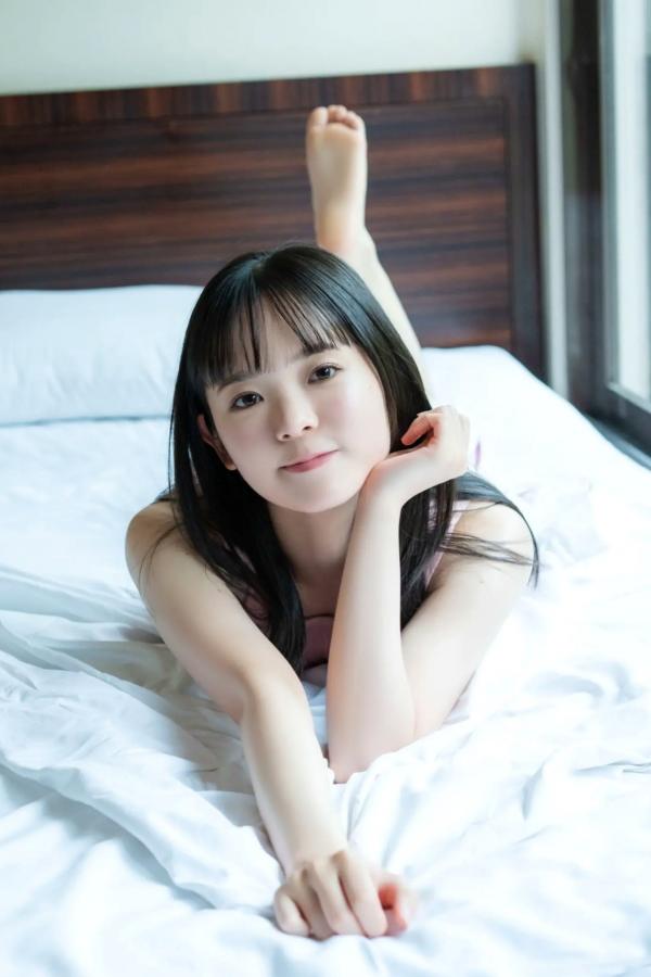  楡井希実 - 初表紙で予測不能の爆発が起きた！日系清纯户外和服治愈写真第45张图片