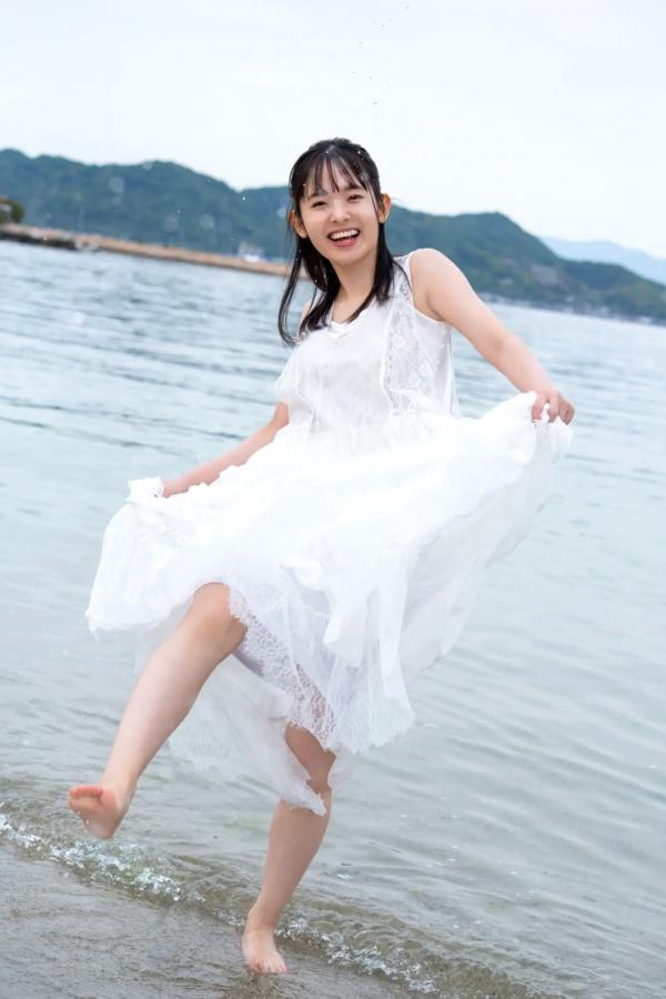   楡井希実 - 初表紙で予測不能の爆発が起きた！日系清纯户外和服治愈写真第52张图片
