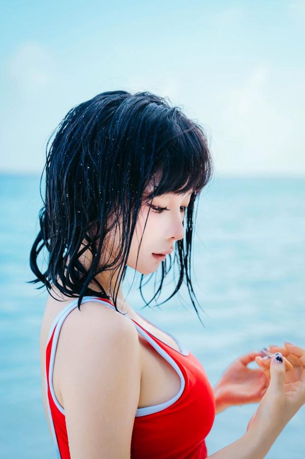 蠢沫沫  蠢沫沫2025年12月自拍 海边沙滩泳衣与性感内衣私房写真第15张图片