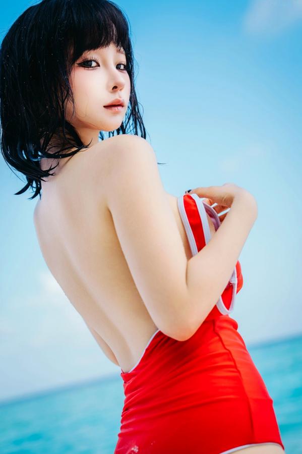蠢沫沫  蠢沫沫2025年12月自拍 海边沙滩泳衣与性感内衣私房写真第24张图片