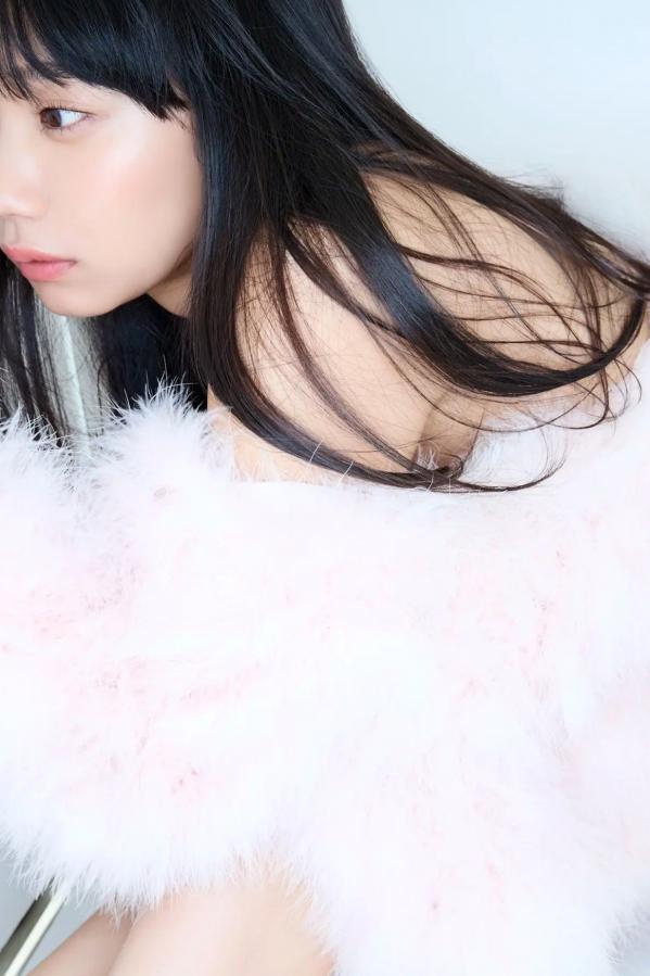   相沢菜々子 - 春色のミューズ Vol.3 阳光白色比基尼清纯治愈写真第54张图片