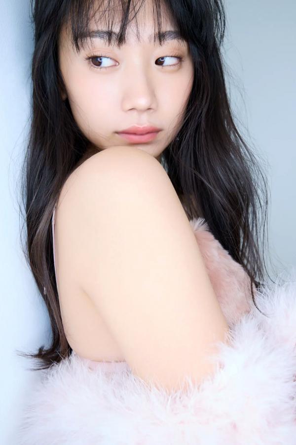   相沢菜々子 - 春色のミューズ Vol.3 阳光白色比基尼清纯治愈写真第58张图片