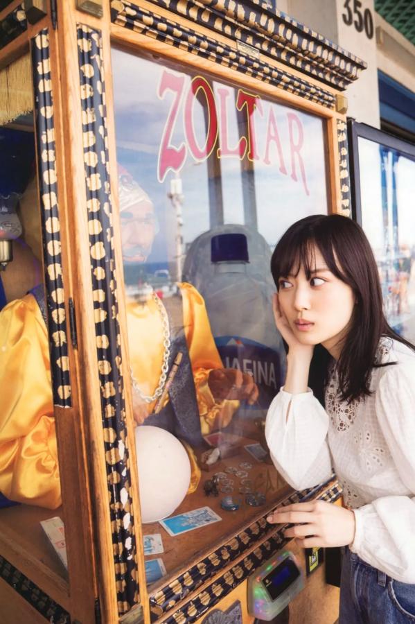   《山下美月 - ヒロイン》海边黑色比基尼与浴室甜美写真第14张图片