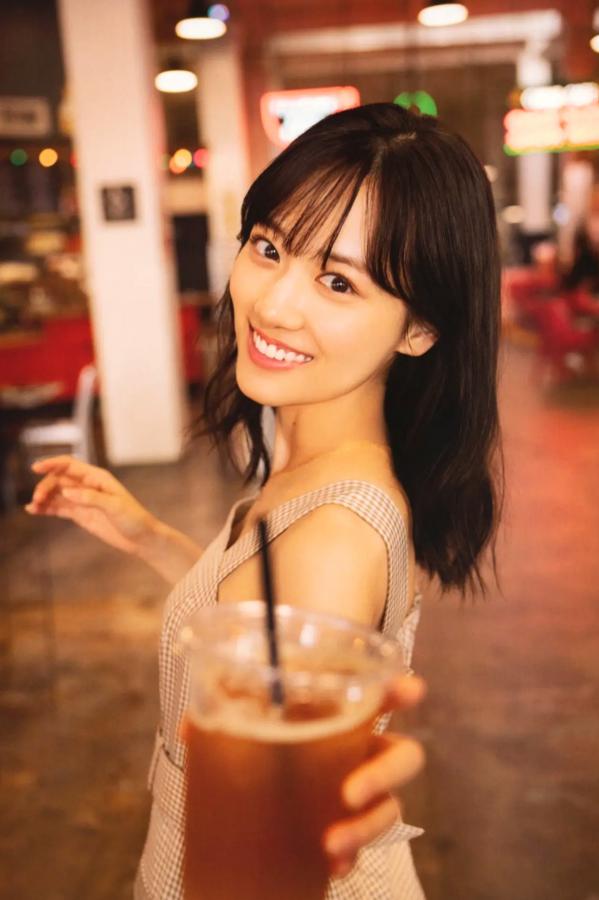   《山下美月 - ヒロイン》海边黑色比基尼与浴室甜美写真第42张图片