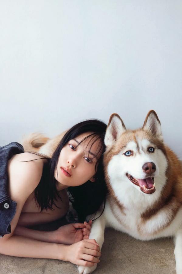   《山下美月 - ヒロイン》海边黑色比基尼与浴室甜美写真第78张图片