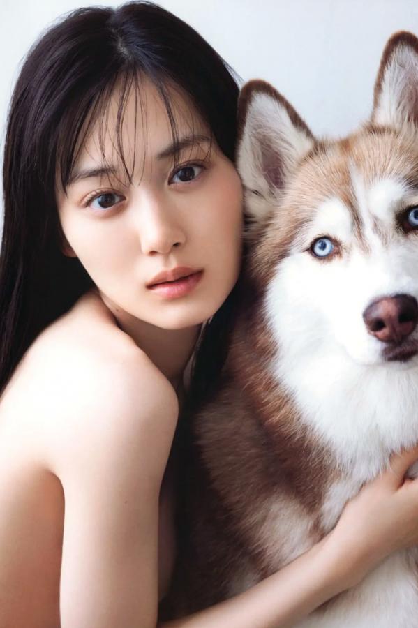   《山下美月 - ヒロイン》海边黑色比基尼与浴室甜美写真第79张图片