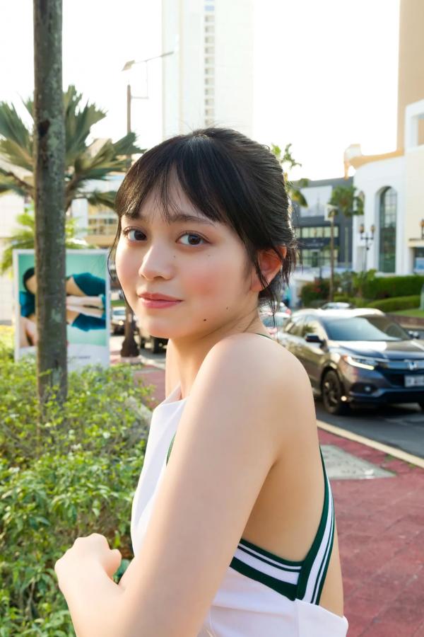    蓬莱舞《あれから…》清纯美少女阳光户外比基尼与清新内衣性感写真第42张图片