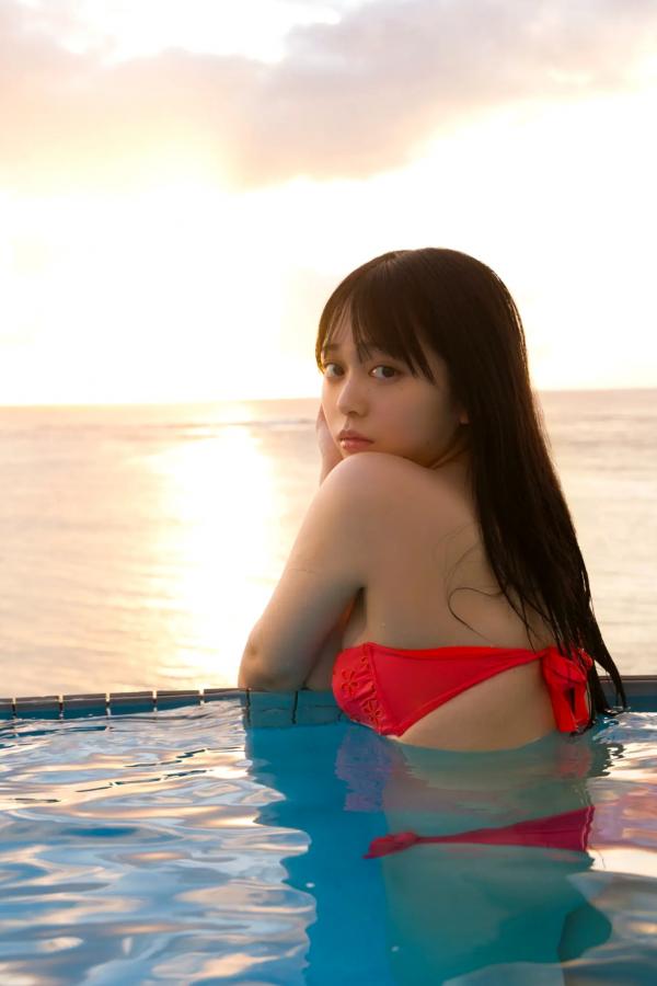   蓬莱舞《あれから…》清纯美少女阳光户外比基尼与清新内衣性感写真第48张图片
