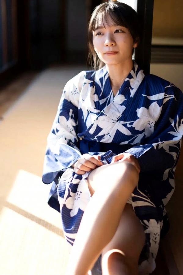   椿野ゆうこ - お天気お姉さんの秘密 vol.1 阳光居室蕾丝内衣清纯诱惑私房写真第25张图片