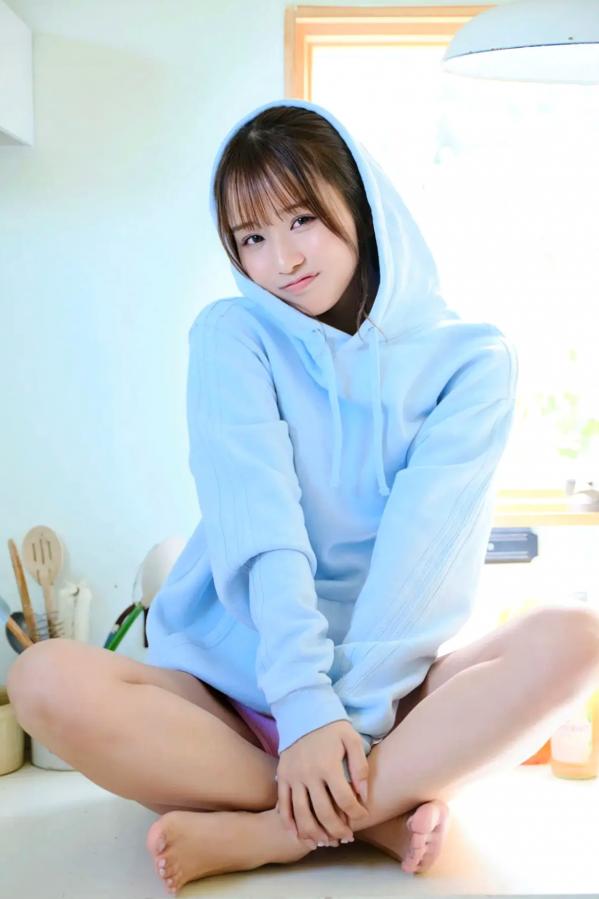   《森脇梨々夏 - ピュアと小悪魔、どっちが好き？ vol.1》日本清纯甜美居家与海边比基尼写真第10张图片