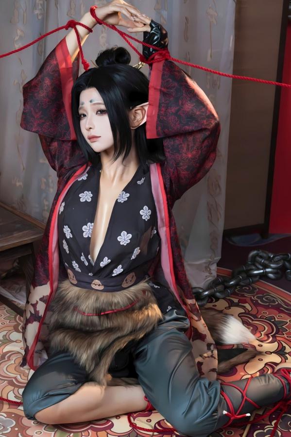   蠢沫沫《黑神话：悟空》萍萍Cosplay 妖魅红绳古风性感写真第1张图片