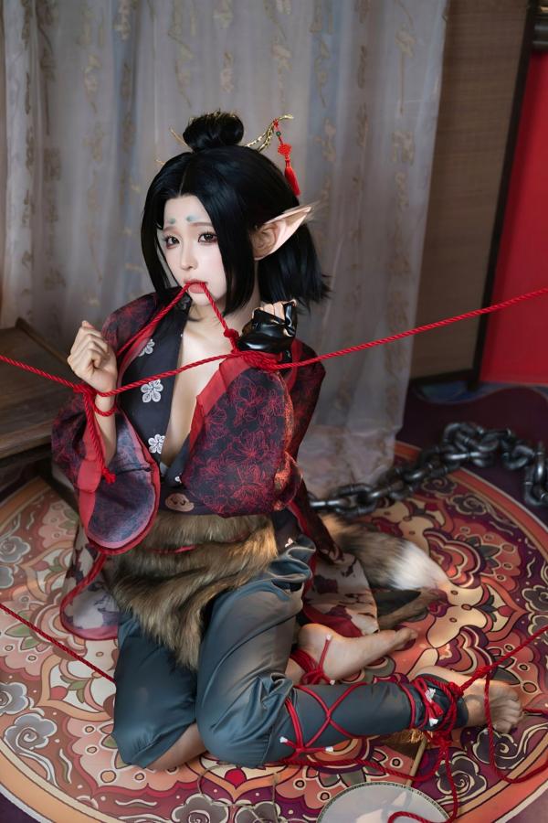   蠢沫沫《黑神话：悟空》萍萍Cosplay 妖魅红绳古风性感写真第3张图片
