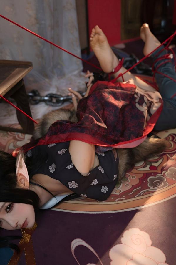   蠢沫沫《黑神话：悟空》萍萍Cosplay 妖魅红绳古风性感写真第24张图片