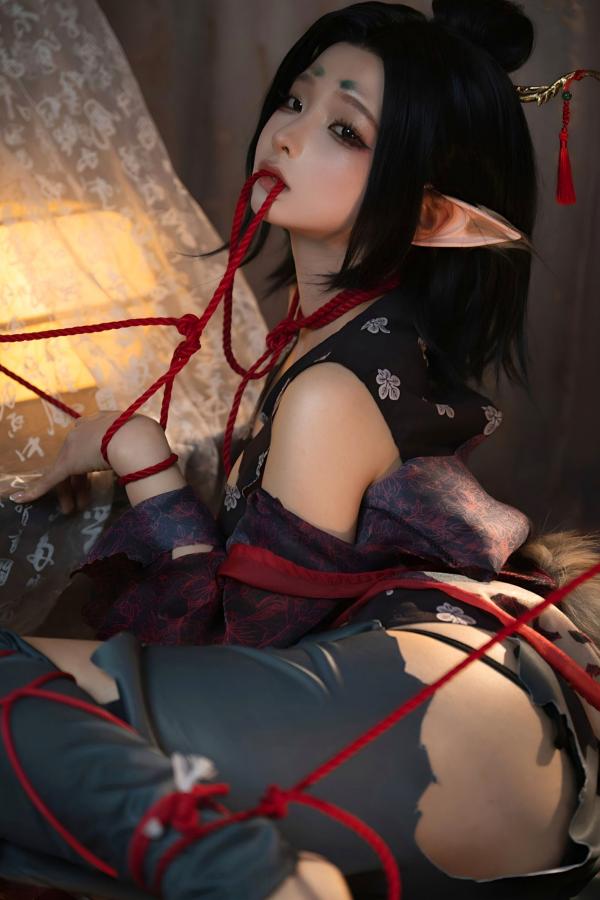   蠢沫沫《黑神话：悟空》萍萍Cosplay 妖魅红绳古风性感写真第89张图片