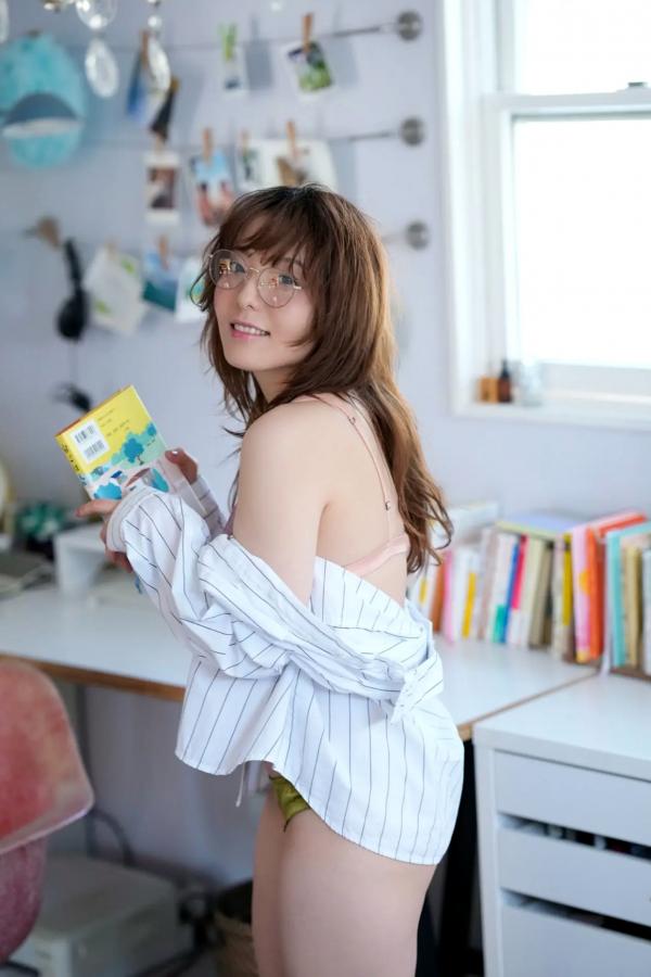    吉原怜那 - SEXY90000!! vol.2 日系阳光家居内衣与海边户外性感写真第37张图片
