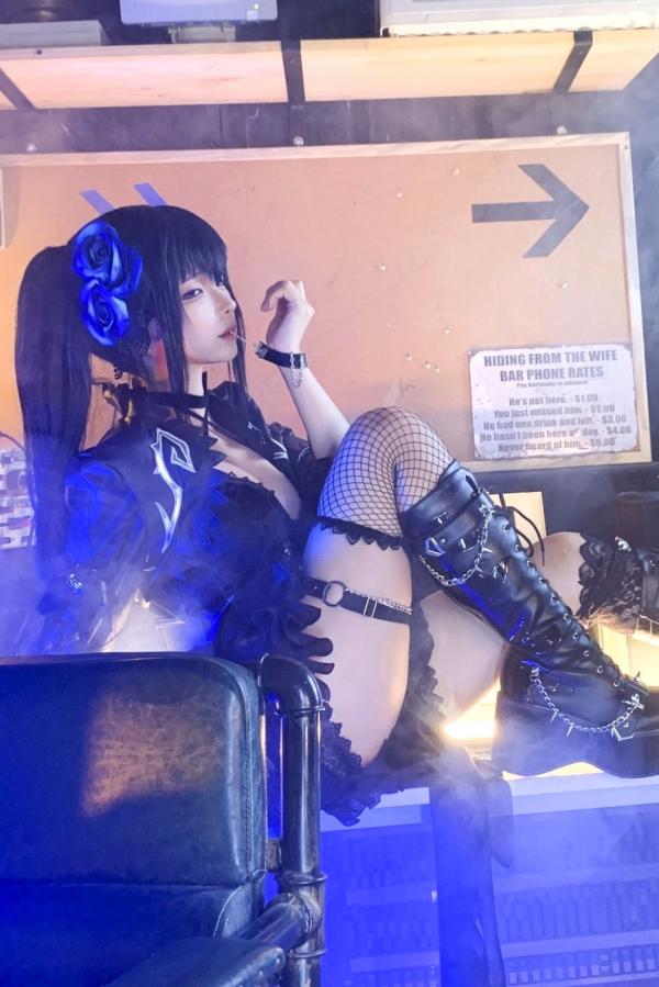 蠢沫沫  蠢沫沫-黑岩射手暗黑哥特风角色扮演写真 赛博光影冷艳性感套图第34张图片