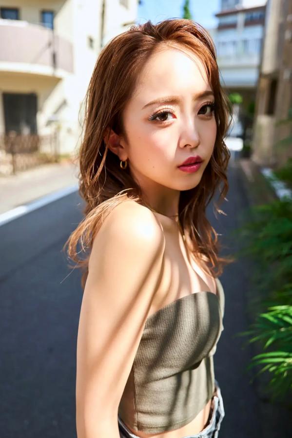   《みりちゃむ - ミニマムダイナマイト vol.2》日本辣妹比基尼私房性感诱惑写真第5张图片
