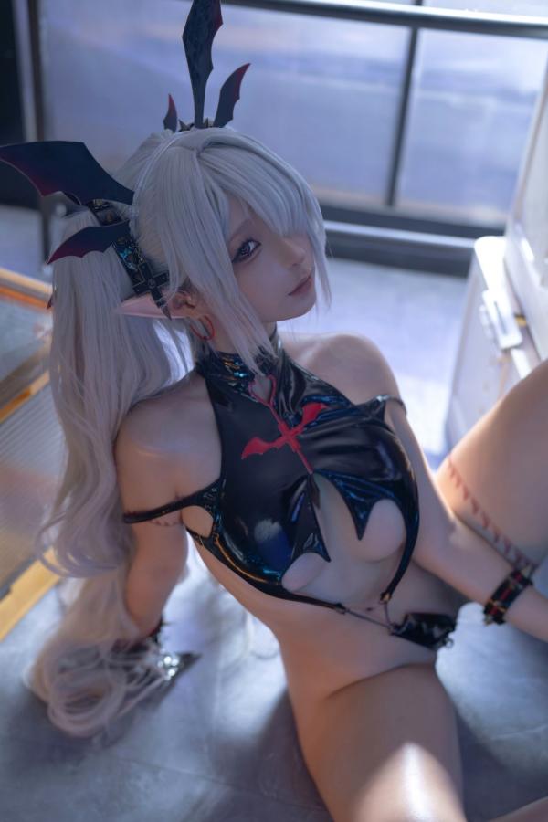   蠢沫沫-蔚蓝档案-银镜伊织 银发魔女性感角色扮演私房诱惑写真第47张图片