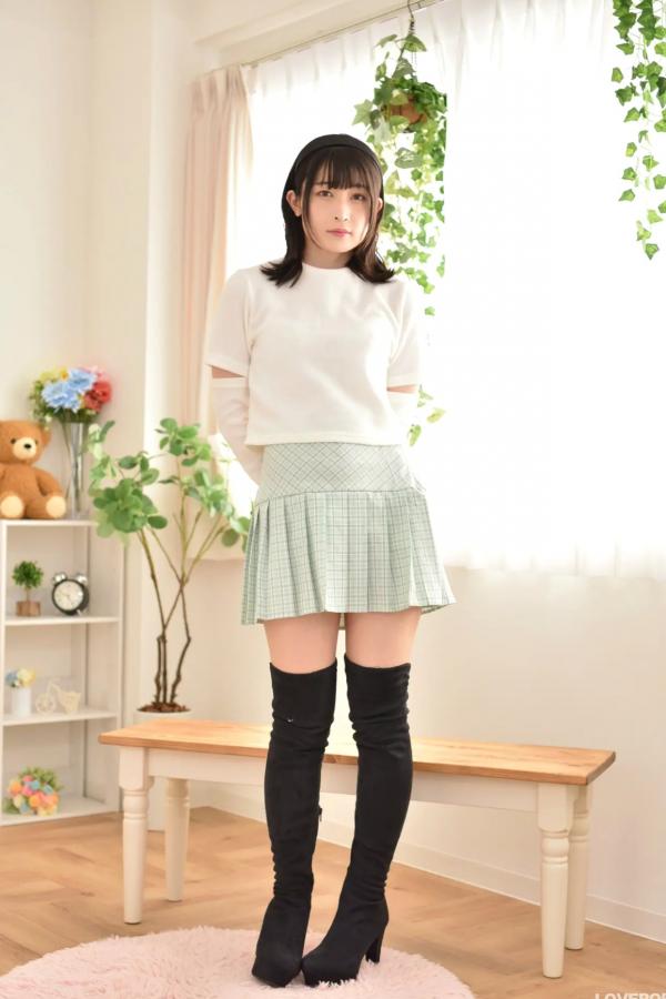    [LOVEPOP] 水那しおね Shione Mizuna 日系清纯私房格子短裙诱惑写真 Photoset 03第1张图片