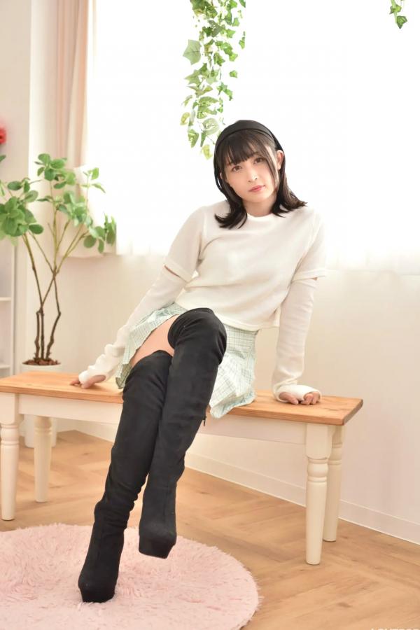    [LOVEPOP] 水那しおね Shione Mizuna 日系清纯私房格子短裙诱惑写真 Photoset 03第18张图片