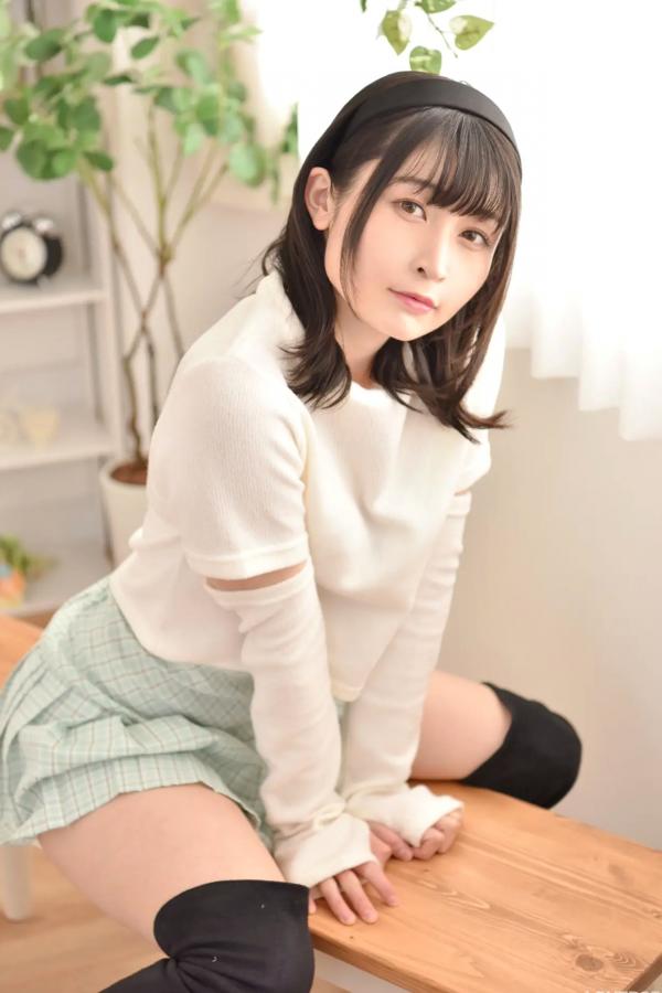    [LOVEPOP] 水那しおね Shione Mizuna 日系清纯私房格子短裙诱惑写真 Photoset 03第31张图片