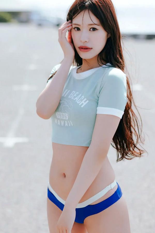   広瀬晏夕 - らぶあんゆっ vol.1 日本气质女神户外比基尼与室内私房美腿写真第4张图片