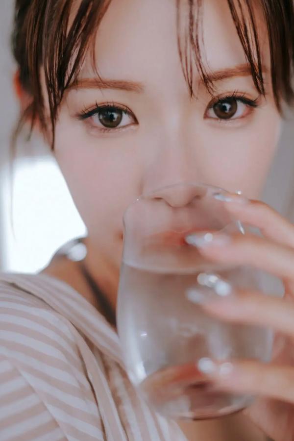   広瀬晏夕 - らぶあんゆっ vol.1 日本气质女神户外比基尼与室内私房美腿写真第43张图片
