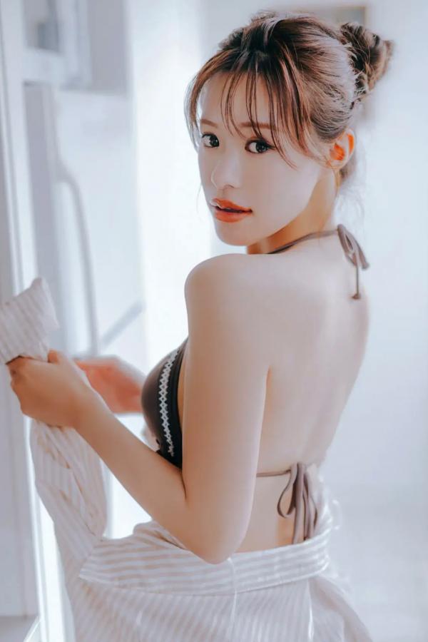   広瀬晏夕 - らぶあんゆっ vol.1 日本气质女神户外比基尼与室内私房美腿写真第53张图片