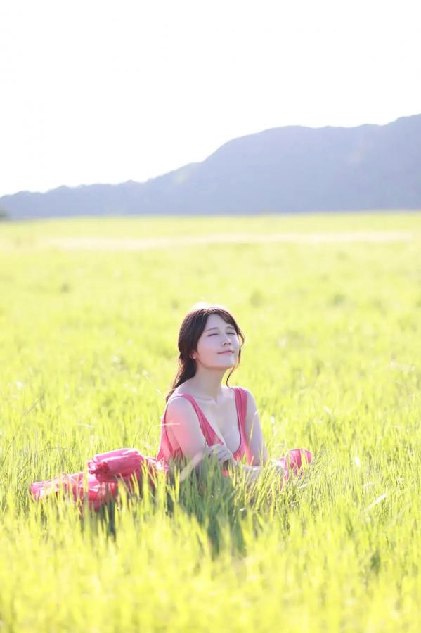   小日向ゆか - Soleil 未公开特辑 vol.2：清新治愈系户外唯美写真 草原海边自然靓照第61张图片