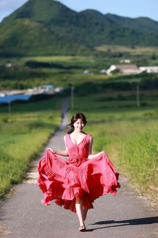   小日向ゆか - Soleil 未公开特辑 vol.2：清新治愈系户外唯美写真 草原海边自然靓照第68张图片