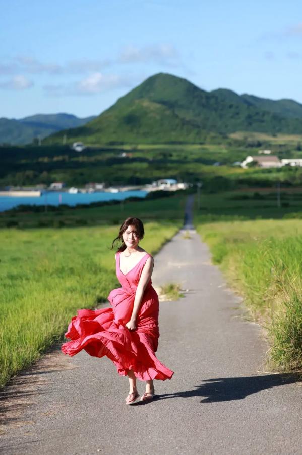   小日向ゆか - Soleil 未公开特辑 vol.2：清新治愈系户外唯美写真 草原海边自然靓照第70张图片