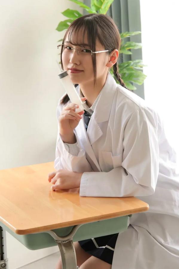    [LOVEPOP] Maki Chiba 千葉まき Photoset 01 白大褂眼镜娘制服性感美臀诱惑写真第10张图片