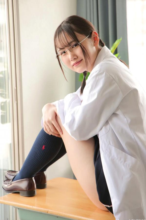    [LOVEPOP] Maki Chiba 千葉まき Photoset 01 白大褂眼镜娘制服性感美臀诱惑写真第55张图片