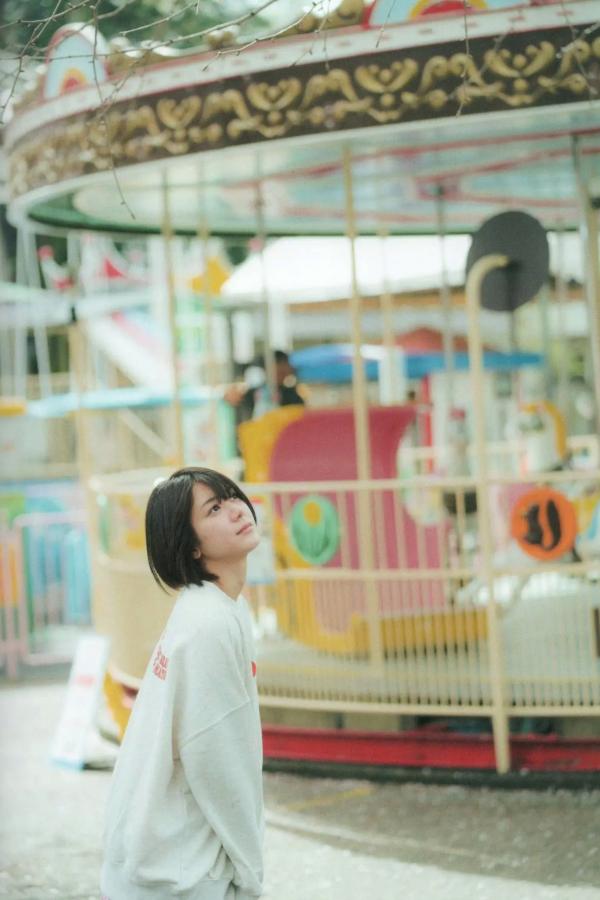   大西桃香 - 桃の眺め方 日系清新街拍与居家和服写真套图第42张图片