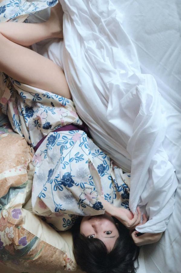   大西桃香 - 桃の眺め方 日系清新街拍与居家和服写真套图第79张图片