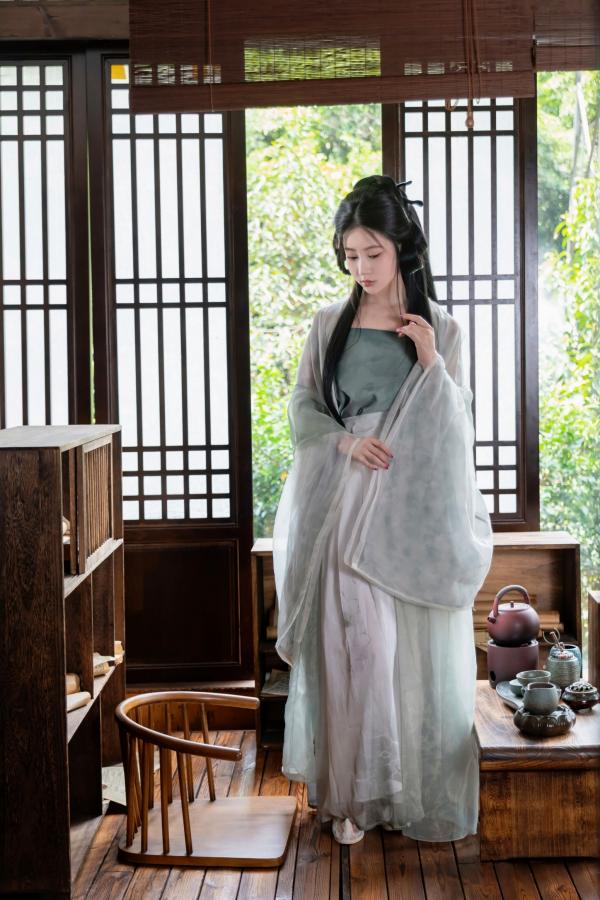  年年 - 浣溪沙 古风薄纱大尺度私房写真 极品女神性感诱惑第1张图片